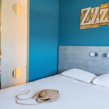 Ibis Budget Rueil Malmaison Exterior photo